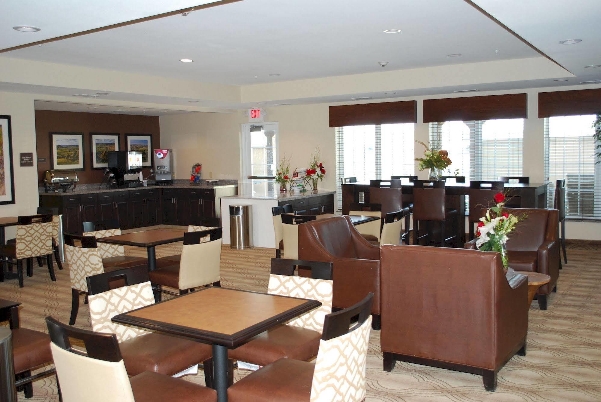 Landmark Suites - Williston Exterior foto